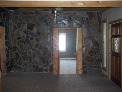 303 1st St SE, Mandan, ND 58554 - photo 4