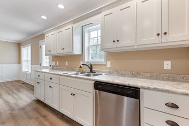 This kitchen also features plenty of cabinet space and a double- bowl kitchen sink! 408 Crouch Rd  Manchester, TN 37355