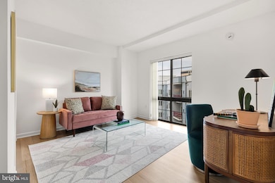 The Aurora Condominiums unit 914, Silver Spring, MD 20910 - photo 3