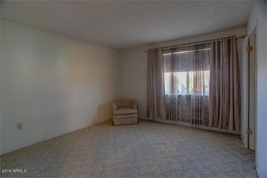 10961 W Santa fe Dr, Sun City, AZ 85351 - photo 5