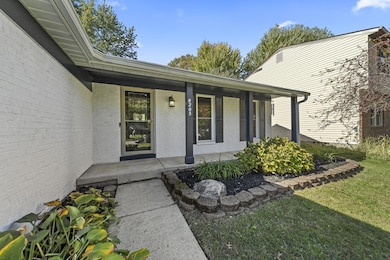 8205 Longhorn Rd, Powell, OH 43065 - photo 2