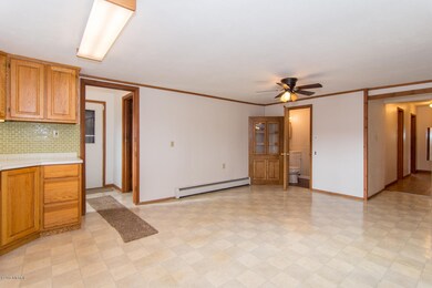 2528 Juniper Rd Niles MI 49120-large-002