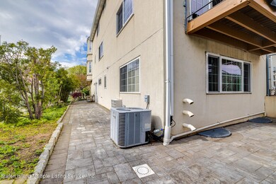 14 Waterview Ct, Staten Island, NY 10305 - photo 3