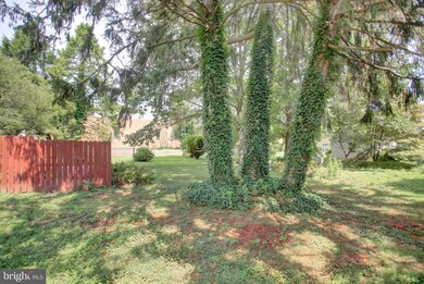 29 N 8th St, Lemoyne, PA 17043 - photo 6