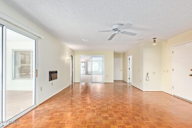 9626 W Appaloosa Dr, Sun City, AZ 85373 - photo 6