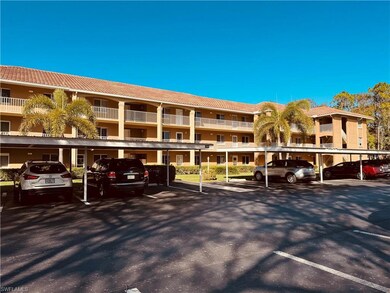 5975 Bloomfield Cir unit 107, Naples, FL 34112 - photo 2