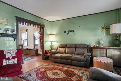 221 S 3rd St, Saint Clair, PA 17970 - photo 4