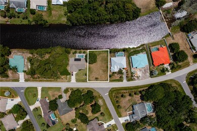 692 Concha Dr, Sebastian, FL 32958 - photo 2