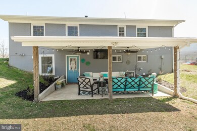 446 Miller Dr, Strasburg, VA 22657 - photo 3