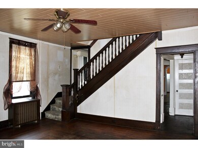 606 Arlington St, Tamaqua, PA 18252 - photo 2