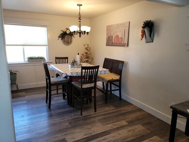 Dining area<|><|>