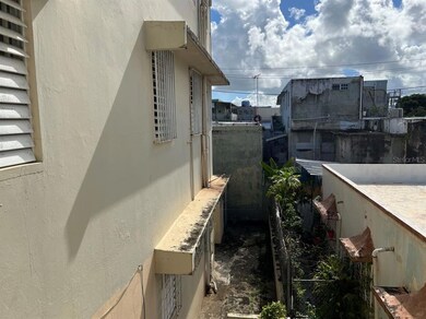 Bartolome de las Cas NE Bo Obrero unit 513, San Juan, PR 00912 - photo 7