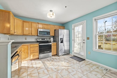 7 Boxberry Ln unit 7, Rockland, MA 02370 - photo 3