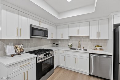 327 Esquina Dr, Henderson, NV 89014 - photo 7