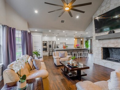 9726 Huntress Ln, San Antonio, TX 78255 - photo 4