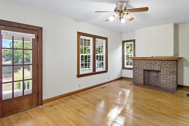 44 W Pacemont Rd (2)