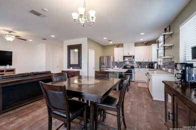 7207 Kitty Ct, Converse, TX 78109 - photo 6