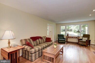 111 Lillian Ln, Silver Spring, MD 20904 - photo 7