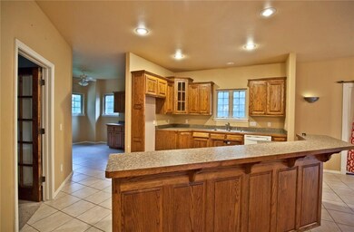 88 Overton Dr, Bella Vista, AR 72714 - photo 4