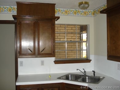 12543 E 37th Place, Tulsa, OK 74146 - photo 4