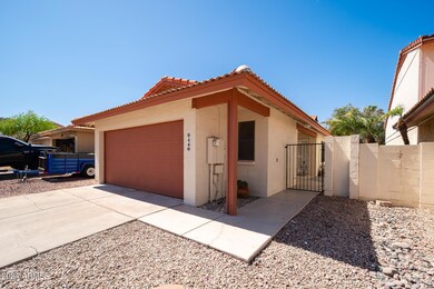 02_Front_01