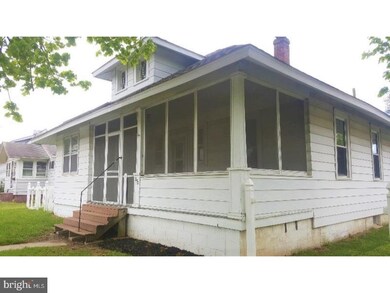 272 Jefferson St, Penns Grove, NJ 08069 - photo 3