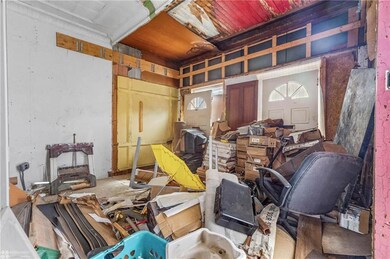 201 E Bertsch St, Lansford, PA 18232 - photo 4