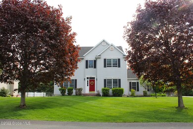 159 Kennewyck Cir, Slingerlands, NY 12159 - photo 2