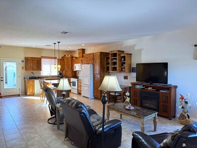 14803 E 49th Dr, Yuma, AZ 85367 - photo 6