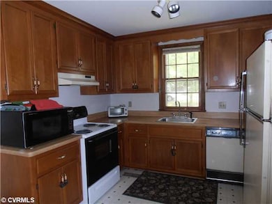 4901 Rollingway Rd, Chesterfield, VA 23832 - photo 4