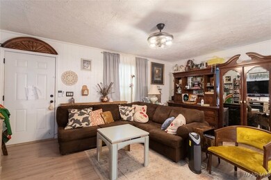 802 Oak Heights Rd, Tallassee, AL 36078 - photo 3