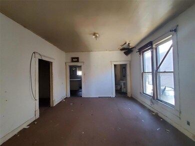 120 W Wallace St, Shawnee, OK 74801 - photo 4