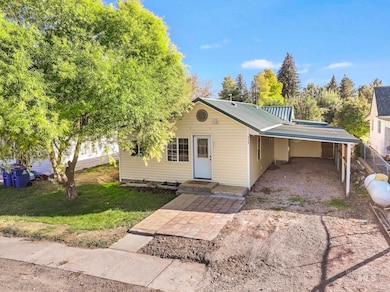 230 2nd St, Hazelton, ID 83335 - photo 3