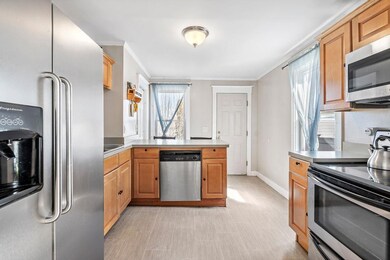 30 S Pine St unit 2, Dover, NH 03820 - photo 4