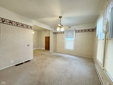 832 Washington St, Covington, IN 47932 - photo 7