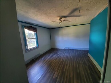 Largest Bedroom 14' 9