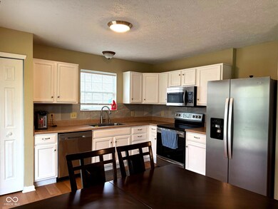 3065 Hemlock Way, Indianapolis, IN 46203 - photo 4