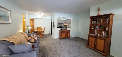 Altemus Farms unit GG5, Brookhaven, PA 19015 - photo 5