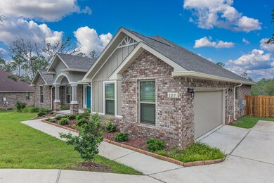 127 Leonine Hollow Exterior-5