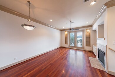 953 Yale St unit E, Houston, TX 77008 - photo 4