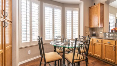 861 W Oriole Way-8