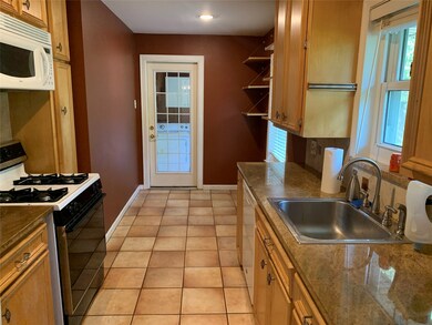 1403 Ansbury Dr, Houston, TX 77018 - photo 6