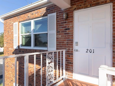 380 Base Ave E unit 201, Venice, FL 34285 - photo 2