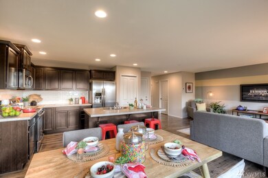 10840 185th St E unit 403, Puyallup, WA 98374 - photo 4