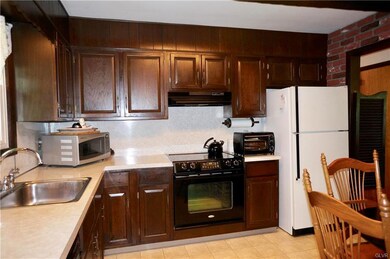 3029 S 3rd St, Whitehall, PA 18052 - photo 5