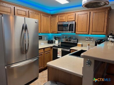 730 E Mather St unit K-203, New Braunfels, TX 78130 - photo 6