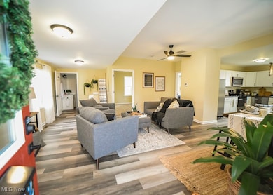 512 W Federal St, Niles, OH 44446 - photo 5