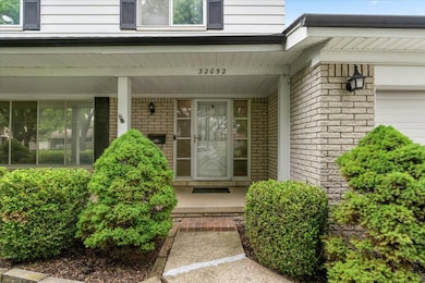 03-32052 Cambridge Dr