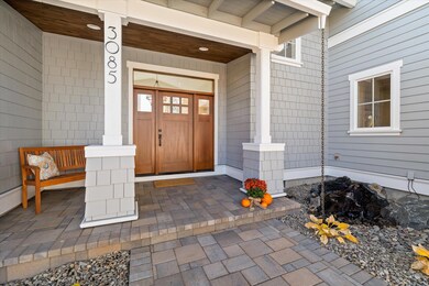 3085 NW Blodgett Way, Bend, OR 97703 - photo 2