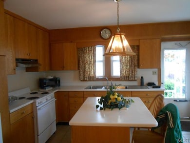210 N Broadway, Wind Gap, PA 18091 - photo 3